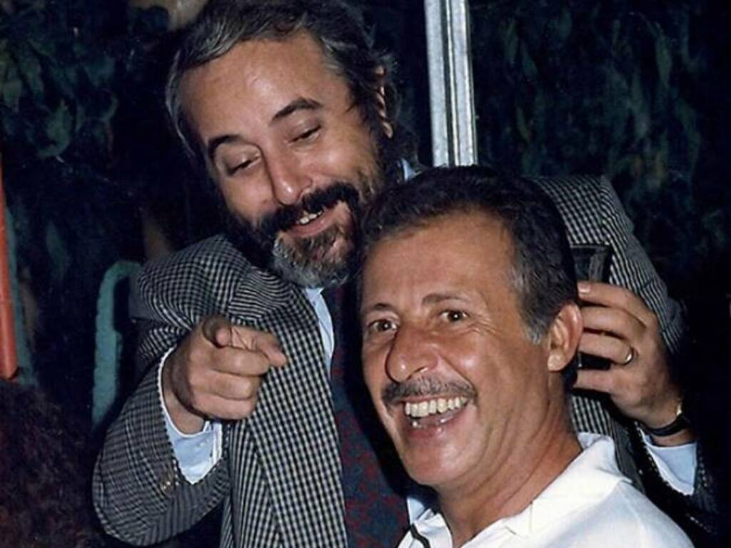 29 anni fa la strage in via D'Amelio, Marco Francesco Eramo: Borsellino ci  ha insegnato che bisogna sempre fare il proprio dovere - Castelli Notizie