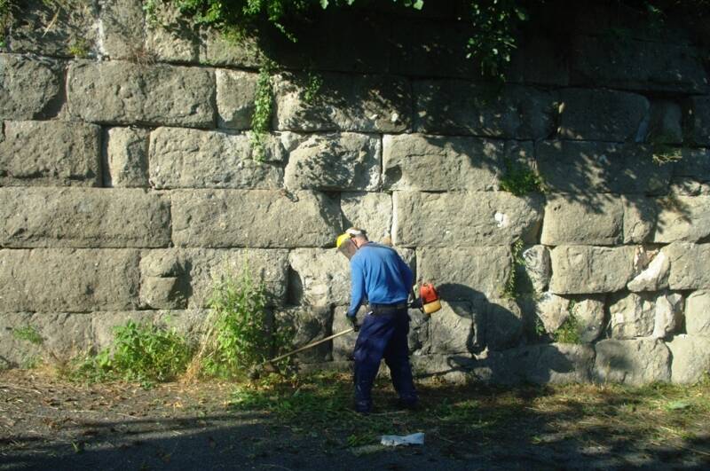 appia antica nel comune di ariccia