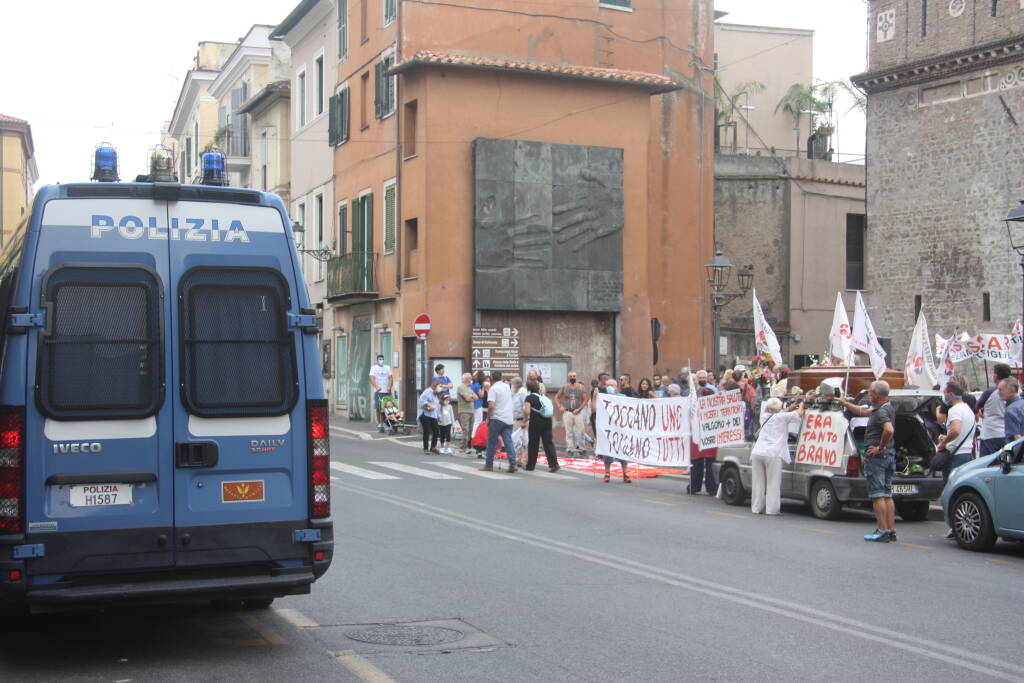 manifestazione albano 5