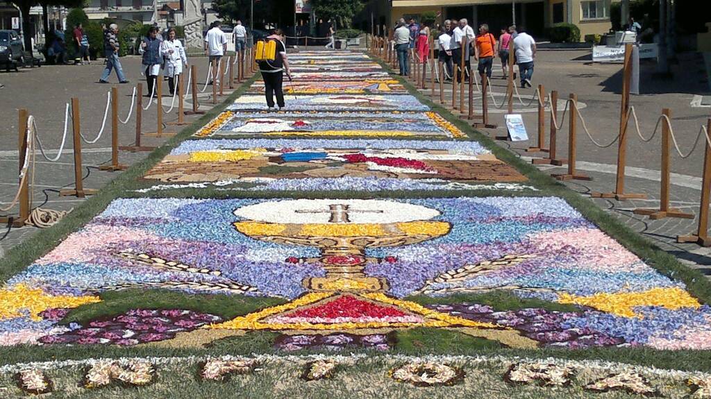 infiorata larianese