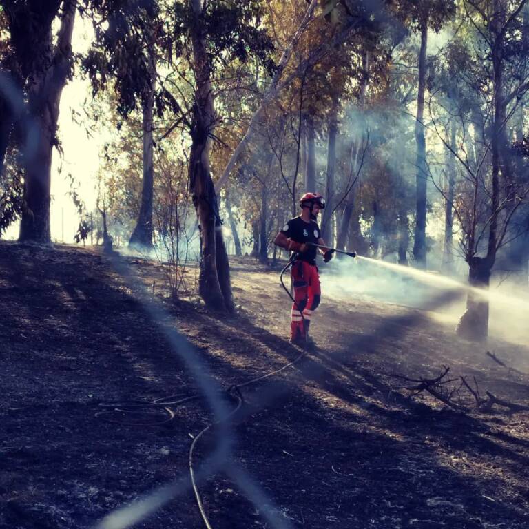 PROTEZIONE CIVILE GENZANO INCENDIO