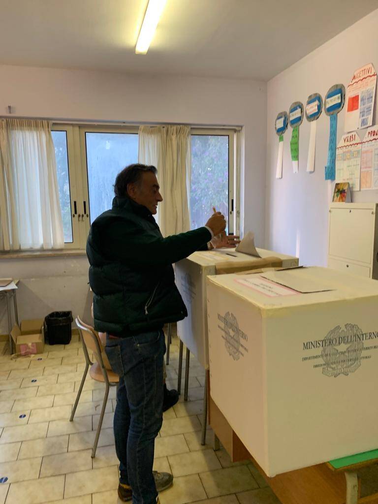 Marco Silvestroni al voto