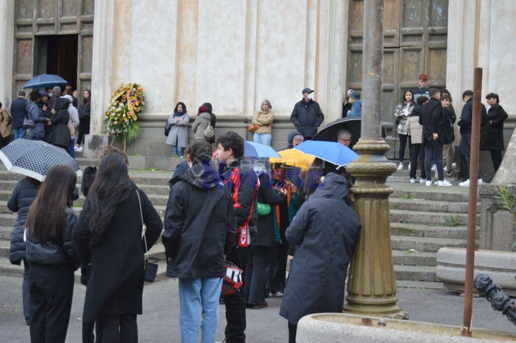 Celebrati a Marino i funerali del Presidente Scialis del Liceo Joyce di Ariccia