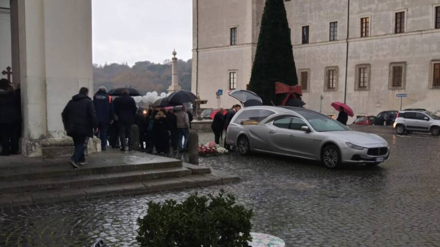 funerali elisabetta silenzi