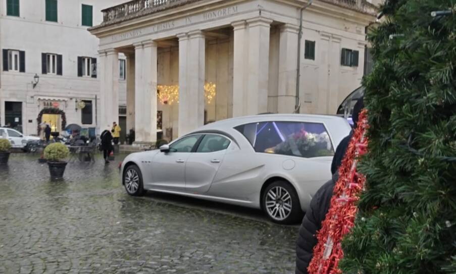 funerali elisabetta silenzi