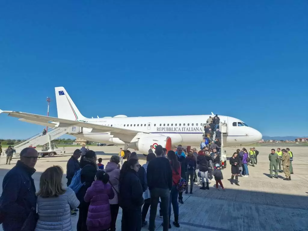 Ciampino celebrati i 100 anni dell Aeronautica Militare in tanti