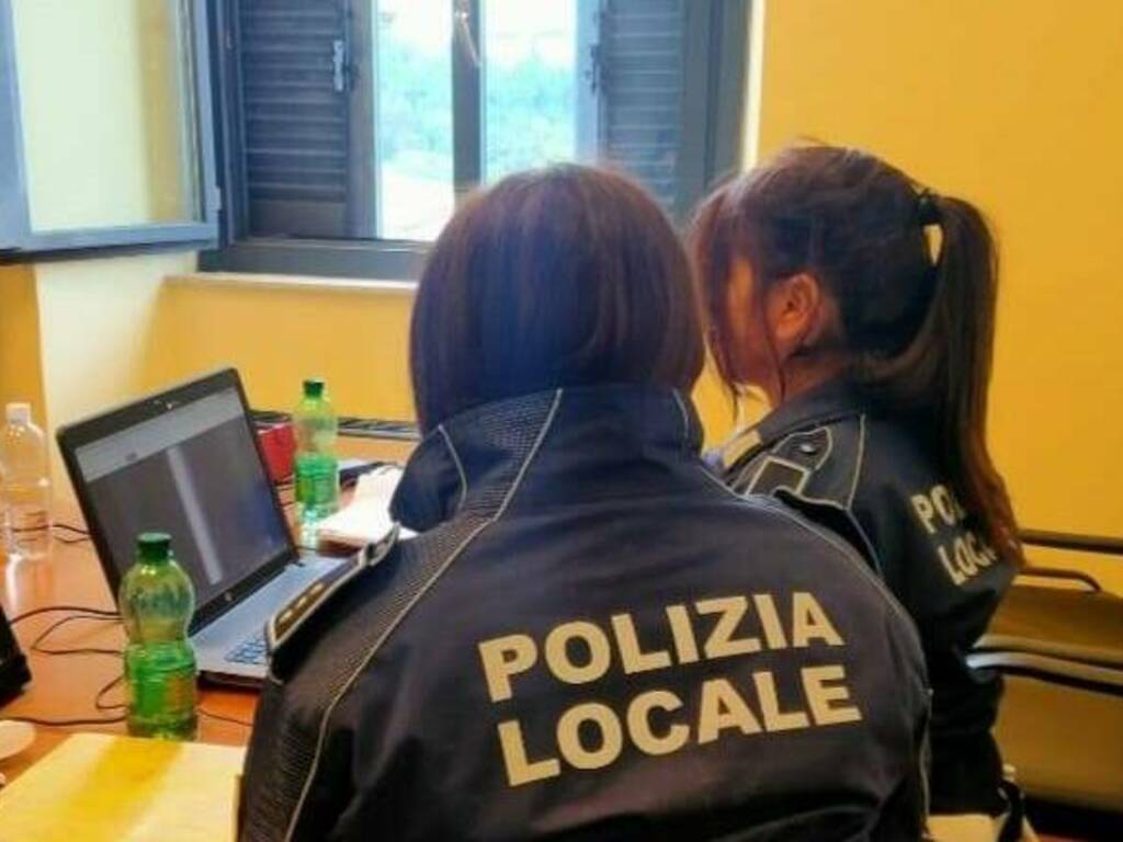 Polizia Locale Donne Generica