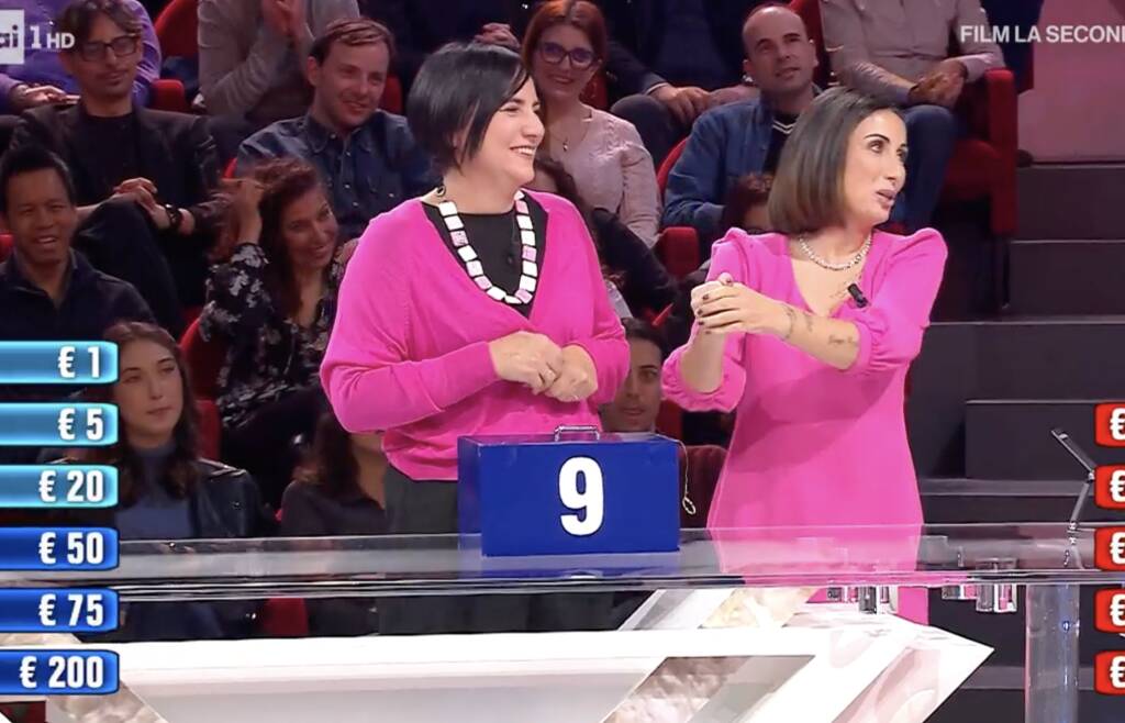 Rocca Priora, Valentina Viola concorrente nel programma televisivo Affari  Tuoi - Castelli Notizie