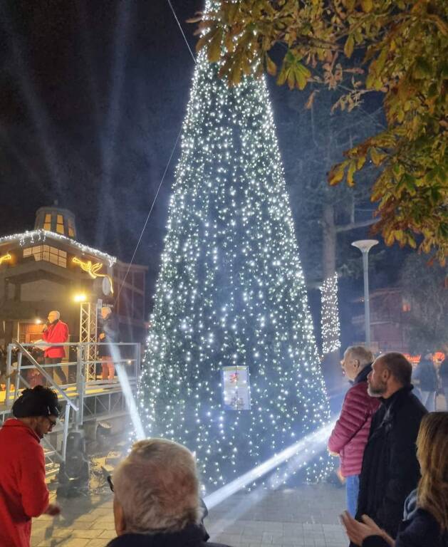 MARINO - Inaugurato il Natale a Santa Maria delle Mole