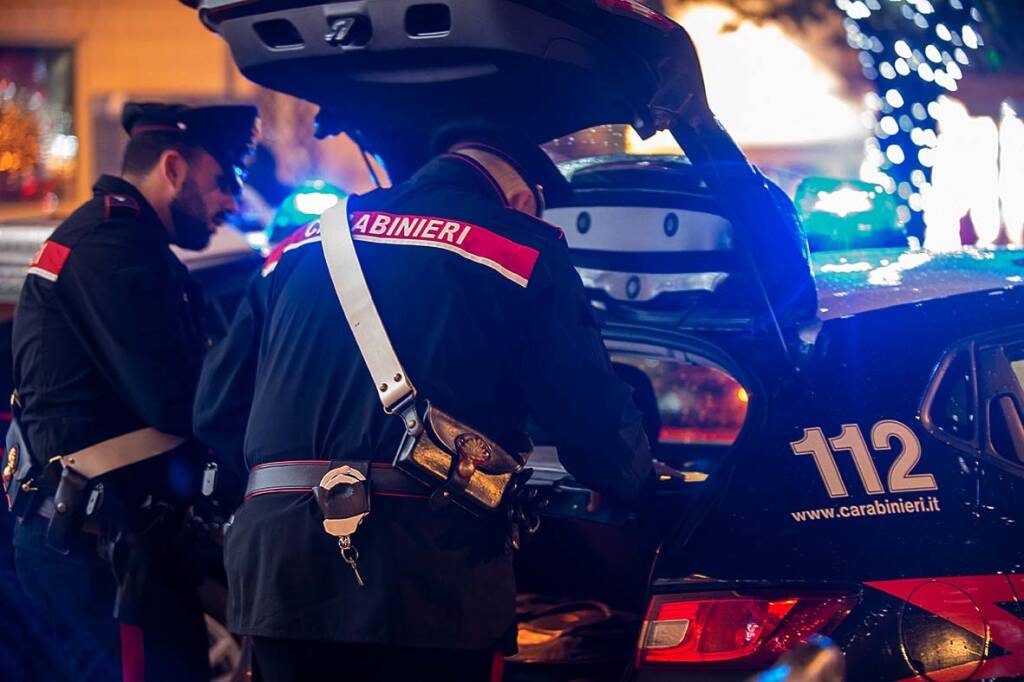 Roma, Carabinieri arrestano 7 persone per borseggi e scippi (FOTO)