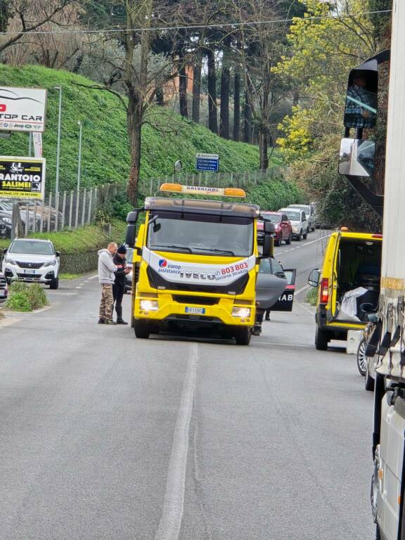 incidente via dei cinque archi