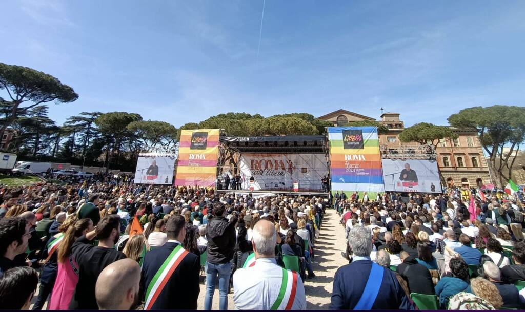 corteo libera roma