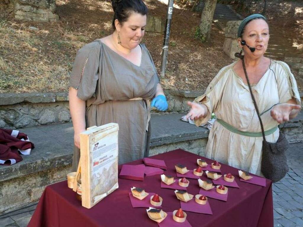Ad Albano l’edizione 2024 della Rievocazione storica “Atmosfere del mondo romano antico”  dedicato alla cucina romana 