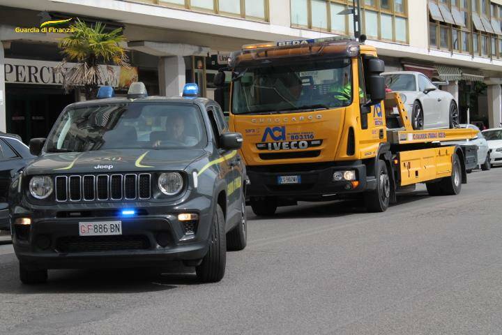 LATINA GUARDIA DI FINANZA