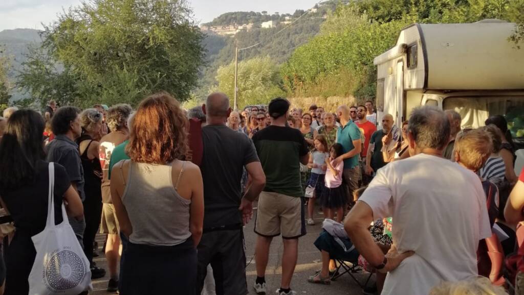 manifestazione lago di nemi