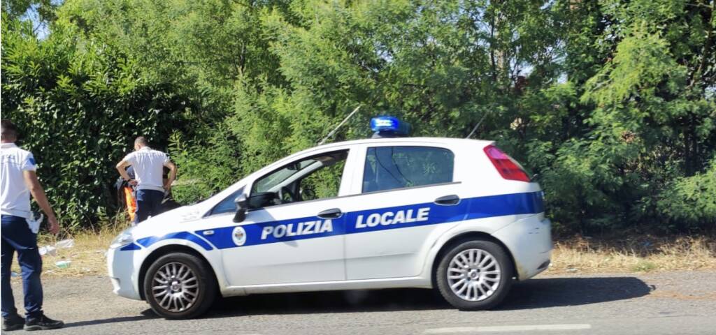 POLIZIA LOCALE VELLETRI APPIA RIFIUTI