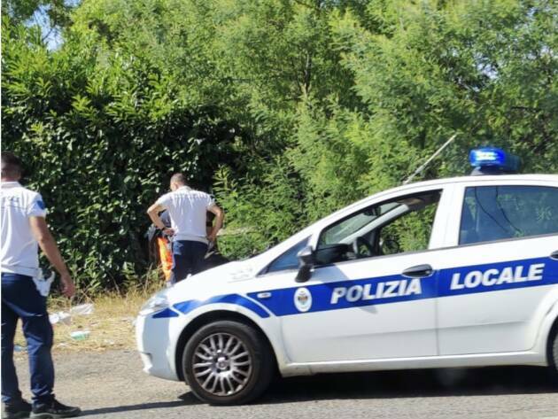 POLIZIA LOCALE VELLETRI APPIA RIFIUTI