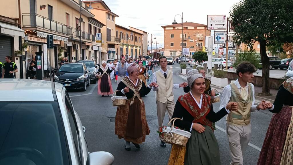 Lariano - Le foto del festival del Folklore per la Pace fra i popoli