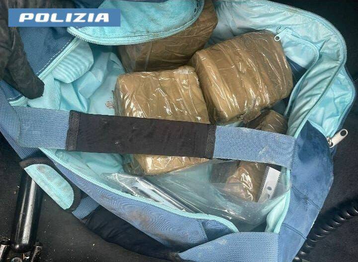 Polizia Droga