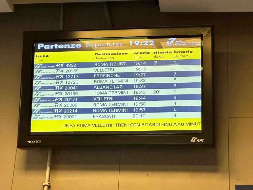 treno velletri - roma cancellazioni - foto castelli notizie