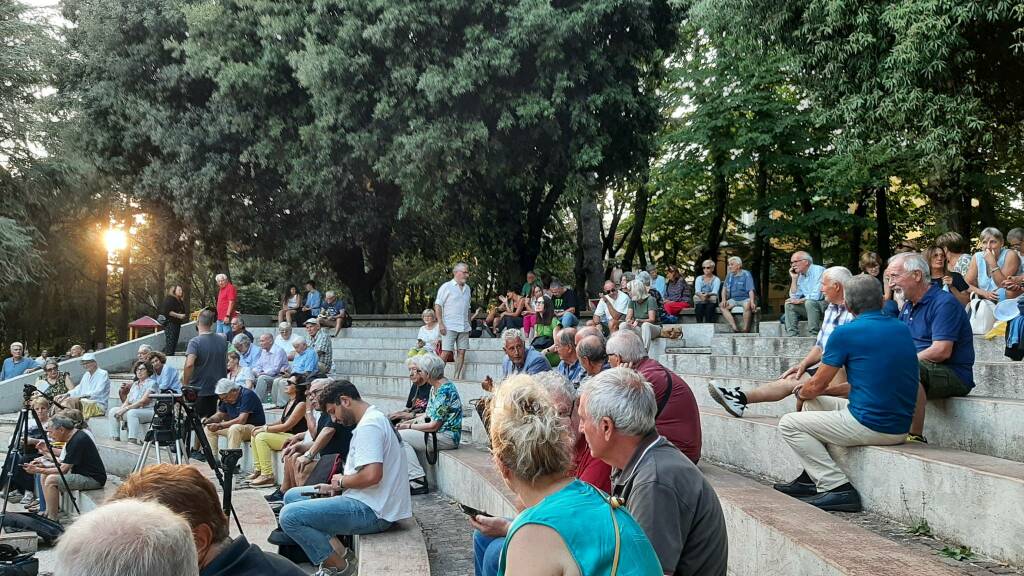 genzano inaugurazione festa dell'unità