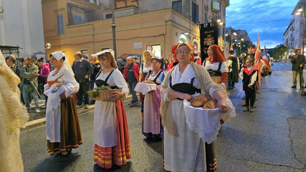 Genzano - La processione in onore del Santo Patrono San Tommaso da Villanova