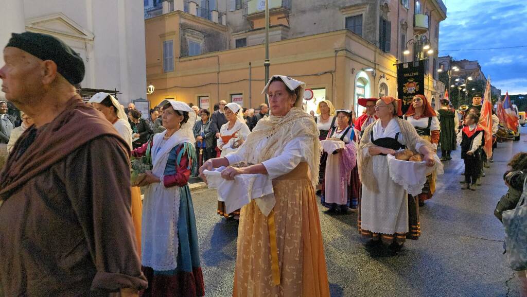 Genzano - La processione in onore del Santo Patrono San Tommaso da Villanova