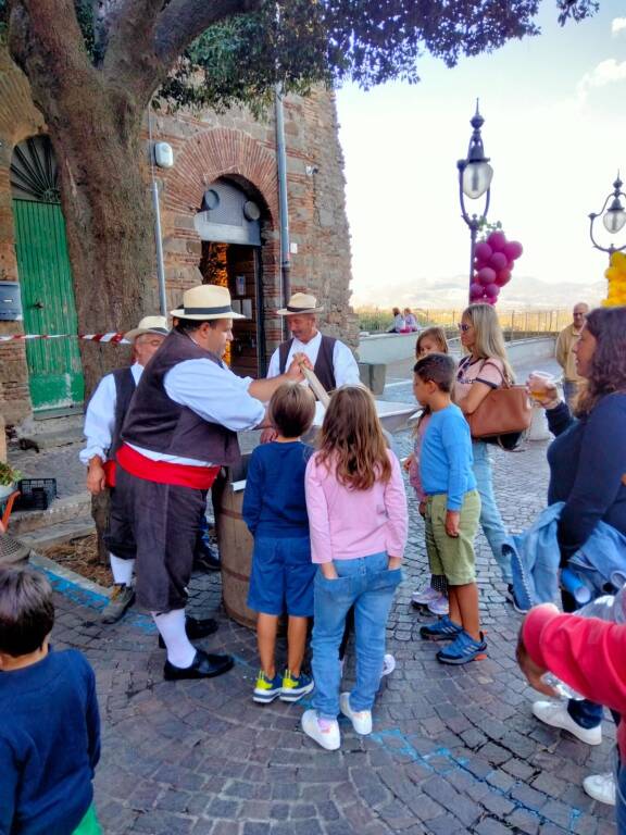  Vignaroli Velletrani APS protagonisti alla 42ª Festa dell’Uva e del Vino a Lanuvio