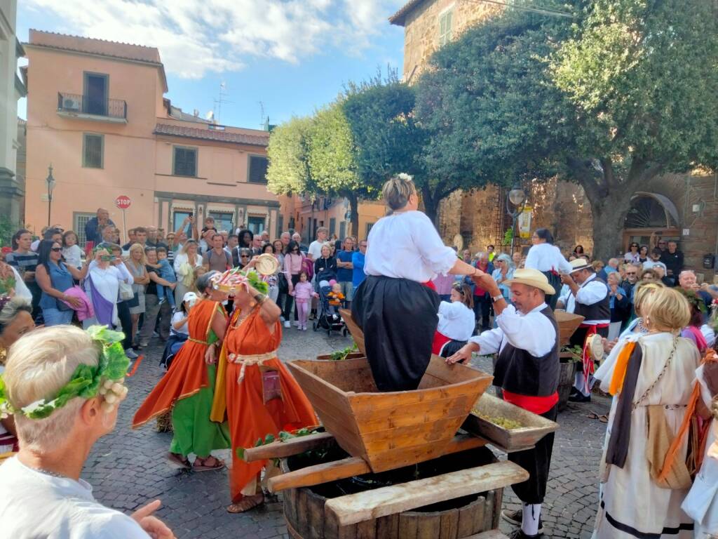  Vignaroli Velletrani APS protagonisti alla 42ª Festa dell’Uva e del Vino a Lanuvio