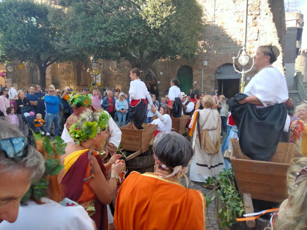  Vignaroli Velletrani APS protagonisti alla 42ª Festa dell’Uva e del Vino a Lanuvio