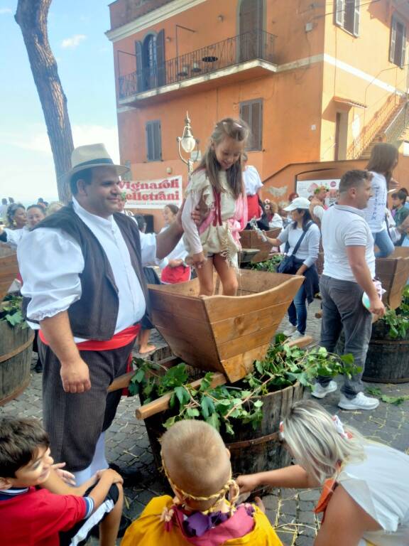  Vignaroli Velletrani APS protagonisti alla 42ª Festa dell’Uva e del Vino a Lanuvio