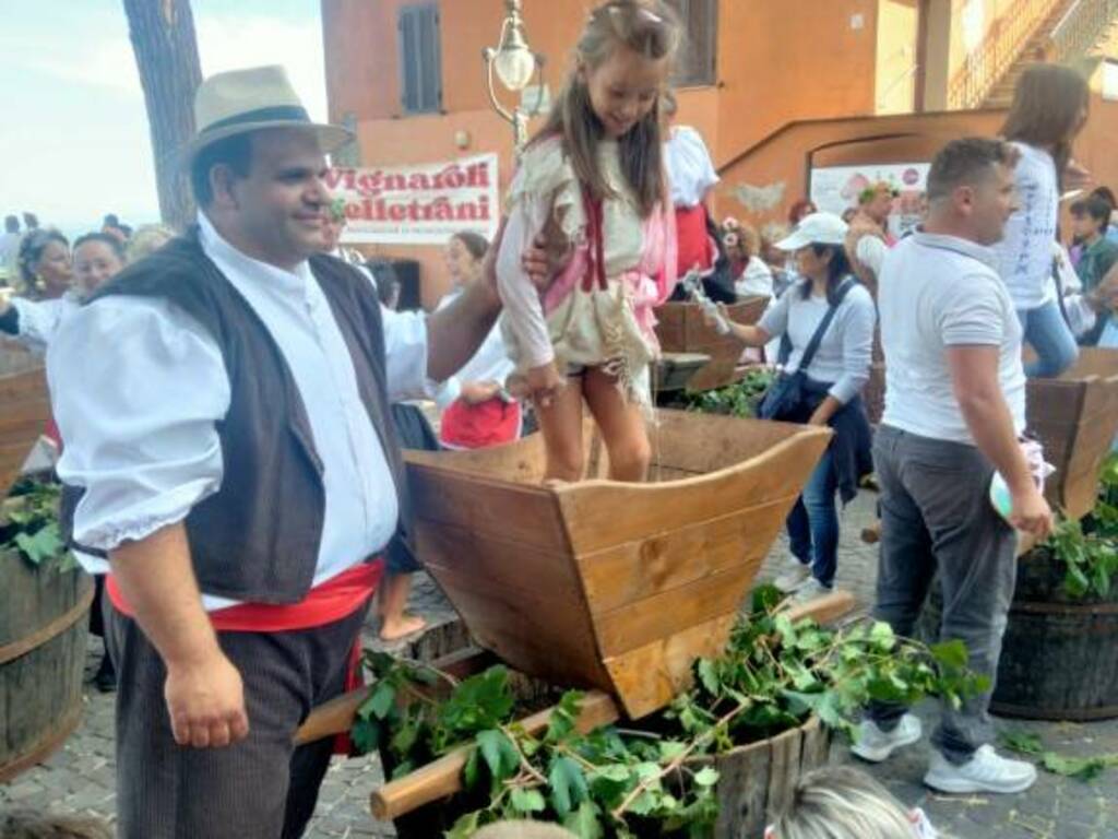  Vignaroli Velletrani APS protagonisti alla 42ª Festa dell’Uva e del Vino a Lanuvio